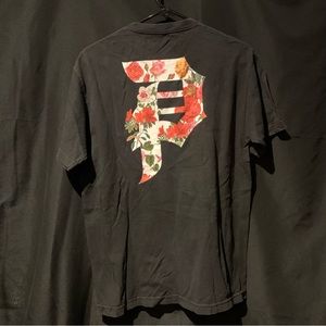 PRIMITIVE Shirt Mens Sz M Used Skateboarding Logo Flowers Sun P Logo Black 19x27